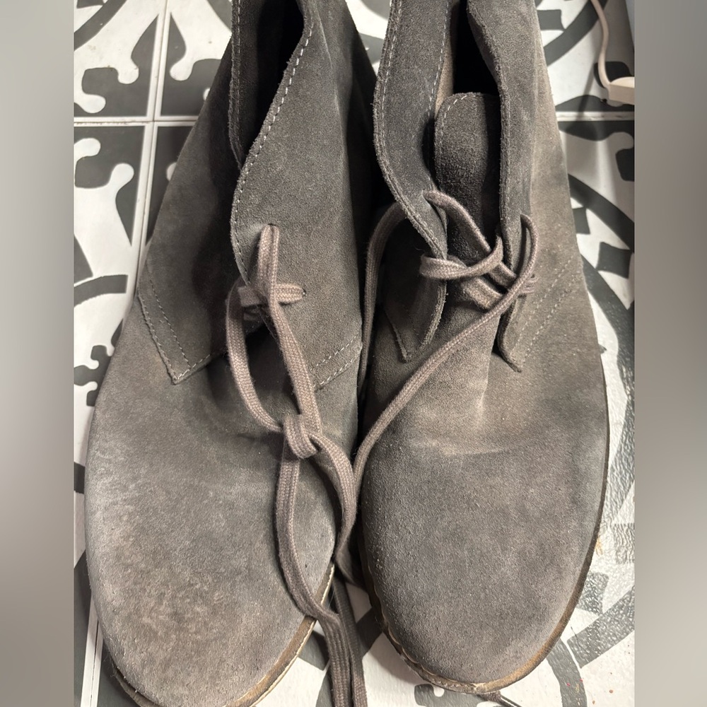 Gray Men’s Suede Shoes